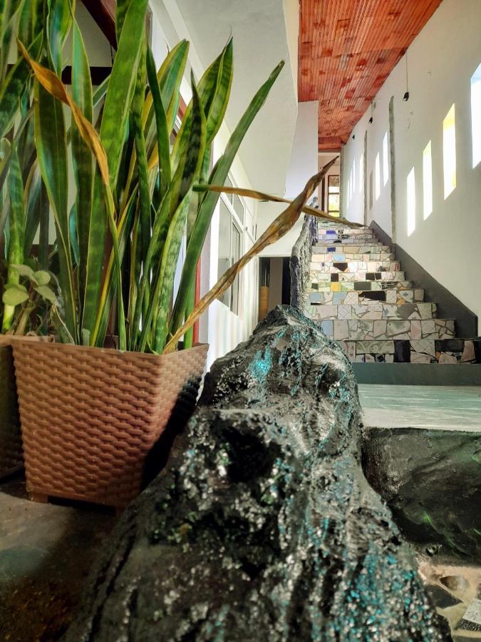 Hotel The Mount View By Liyozi Leasiure Nuwara Eliya Exterior foto
