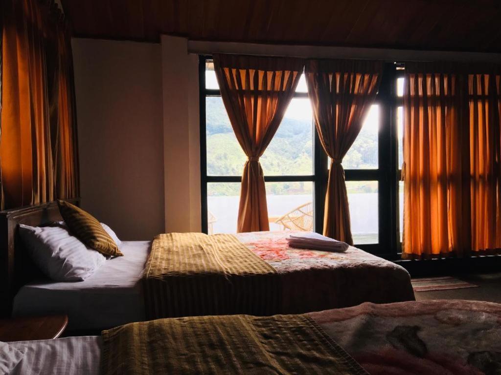 Hotel The Mount View By Liyozi Leasiure Nuwara Eliya Exterior foto
